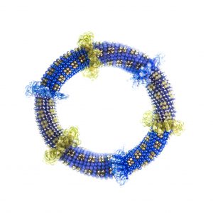 Armband in blau und grün mit Bestickungen