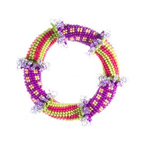 Armband in bunten Sommerfarben mit Bestickungen