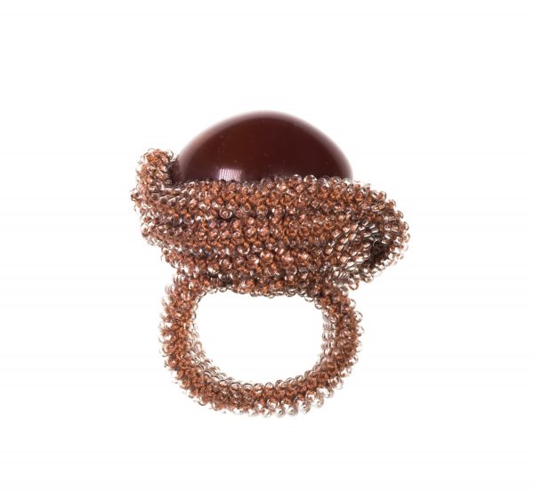 Ring mit rotbraunem ovalem Aufsatz – Bild 2